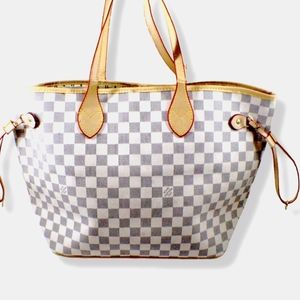 Designer Inspired " Louis Vuitton Neverfull" Large White and Gray Checkered Tote